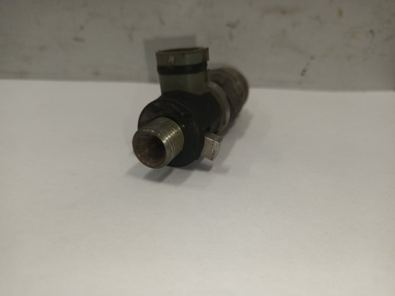 Форсунка топливная Corona Premio 2000 ST210 3S-FSE