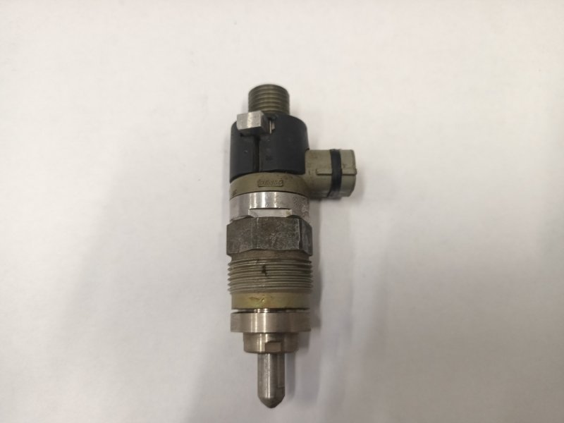 Форсунка топливная Corona Premio 2000 ST210 3S-FSE