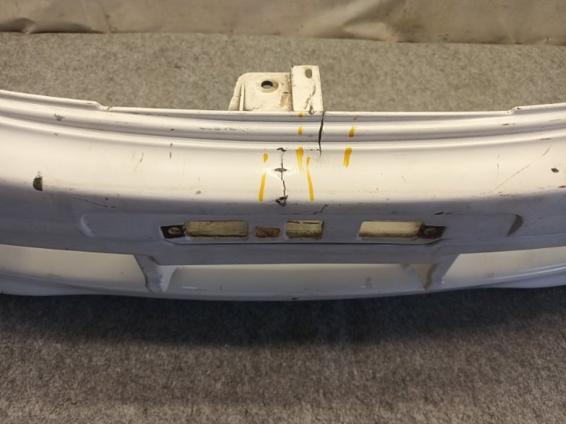 Бампер передний Toyota Caldina ST215W 3S-GTE