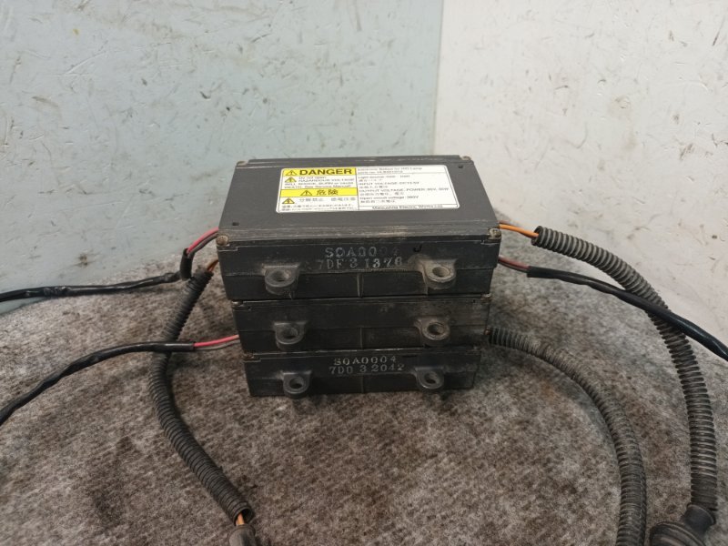 Блок розжига ксенона Honda Accord 1998 CF4 F18B 33109S0AJ01 Б/У