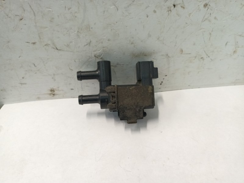 Клапан вакуумный Carina 1996 AT190 4AFE