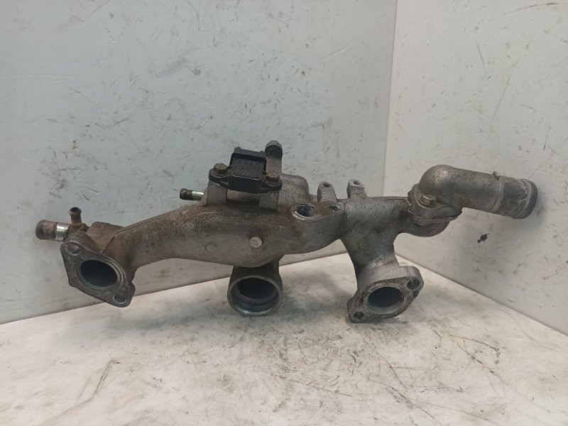 Корпус термостата Mitsubishi Diamante F31 6G73