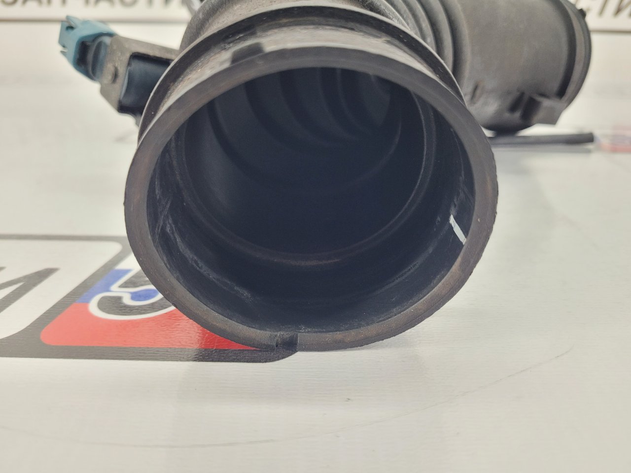 Патрубок воздушного фильтра Caldina 1998 AT211 7A-FE