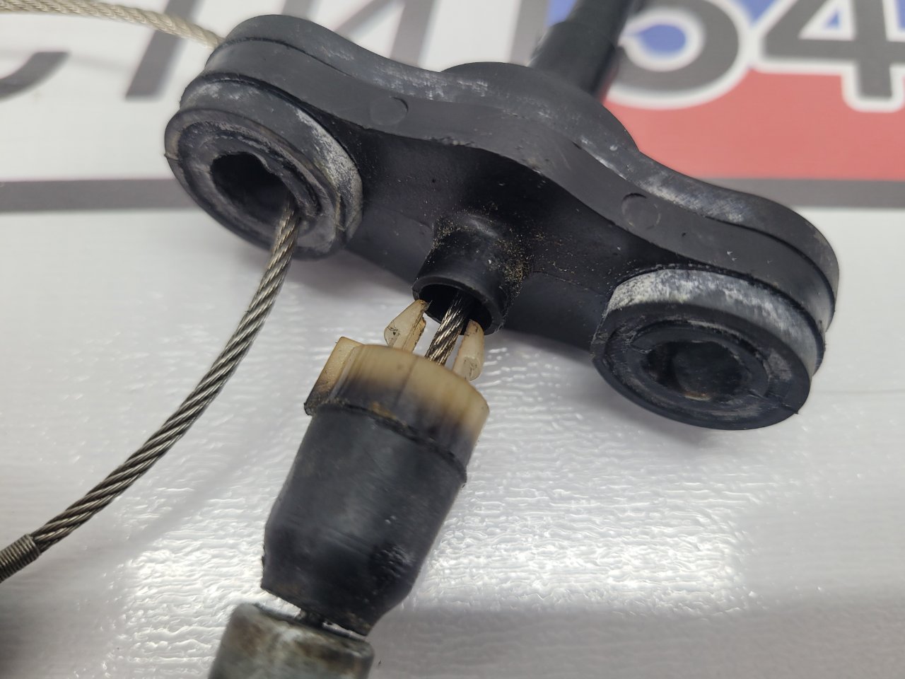 Трос газа Caldina 1998 AT211 7A-FE