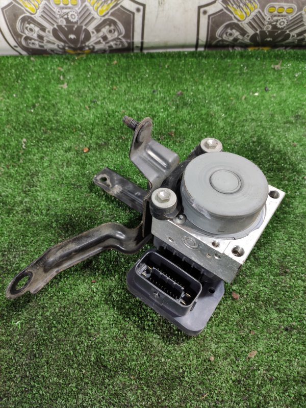 Блок abs TOYOTA ALLION NZT260W 1NZFE 44050-20120 контрактная