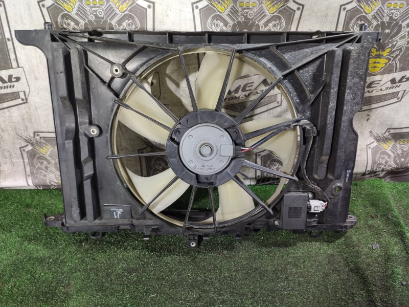 Вентилятор радиатора Toyota Allion ZRT260 2ZRFE