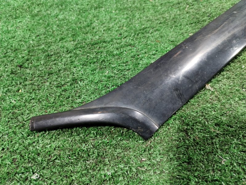 Молдинг лобового стекла передний левый MPV LVLR WLT Молдинг лобового стекла передний левый MPV LVLR WLT