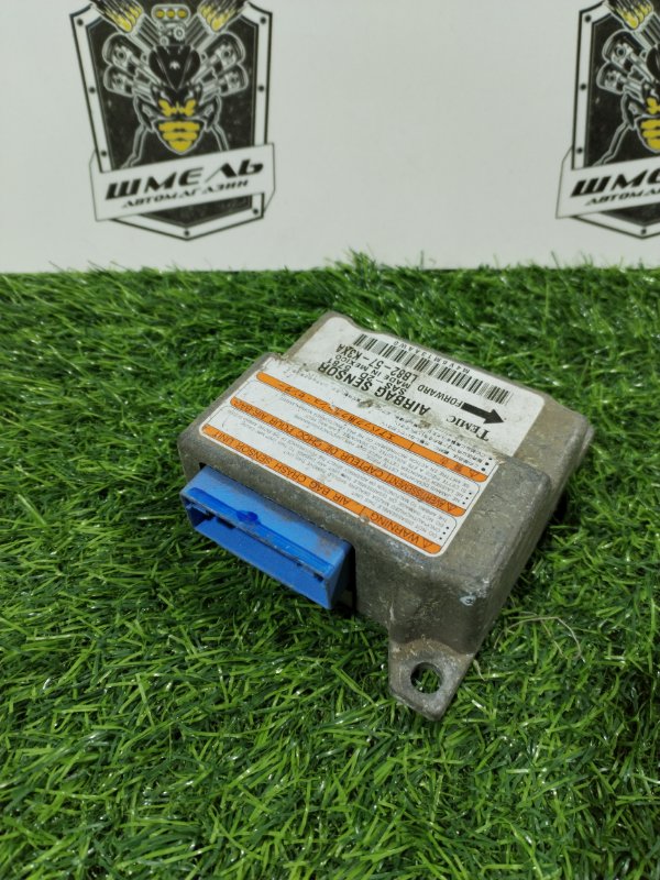 Блок управления airbag MAZDA MPV LVLR WLT LB8257K3XA контрактная