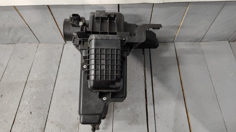 Корпус воздушного фильтра SERENA 2019 / ЦВЕТ QM1 / ПРОБЕГ 63618КМ C27 MR20DD