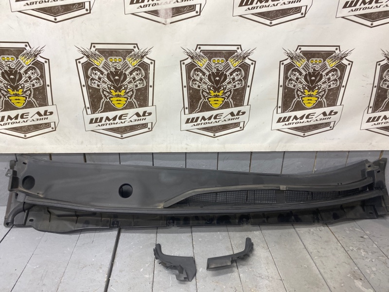 Решетка под дворники передняя NISSAN SERENA 2019 / ЦВЕТ QM1 / ПРОБЕГ 63618КМ C27 MR20DD 66862-5TA0A контрактная