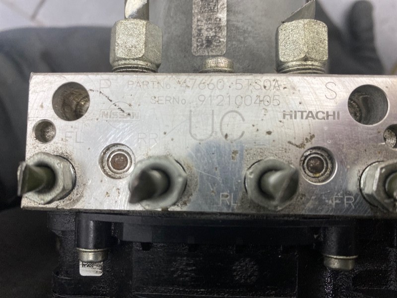 Блок abs SERENA 2019 / ЦВЕТ QM1 / ПРОБЕГ 63618КМ C27 MR20DD