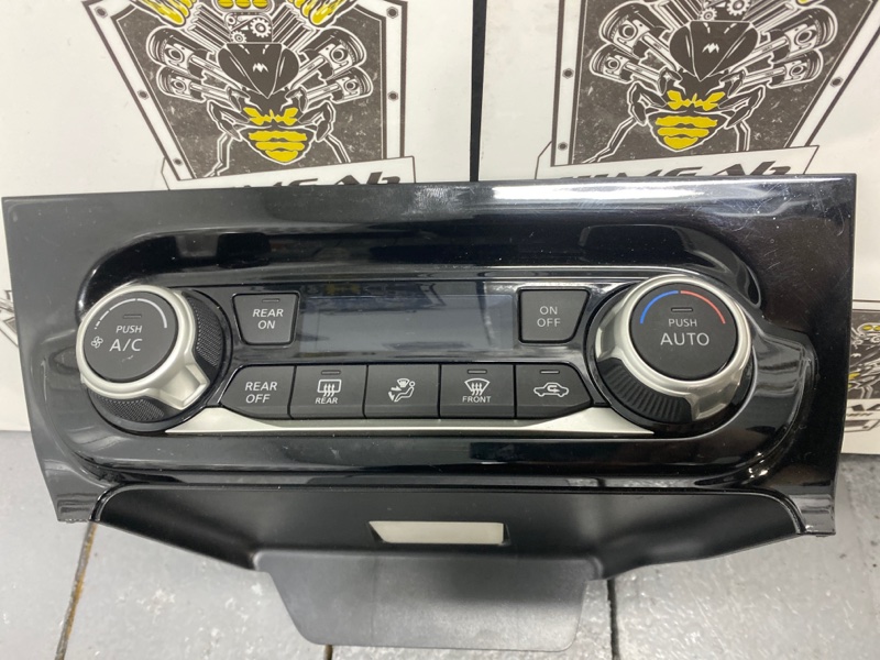 Блок управления климат-контролем NISSAN SERENA 2019 / ЦВЕТ QM1 / ПРОБЕГ 63618КМ C27 MR20DD 27500-5TA0A контрактная