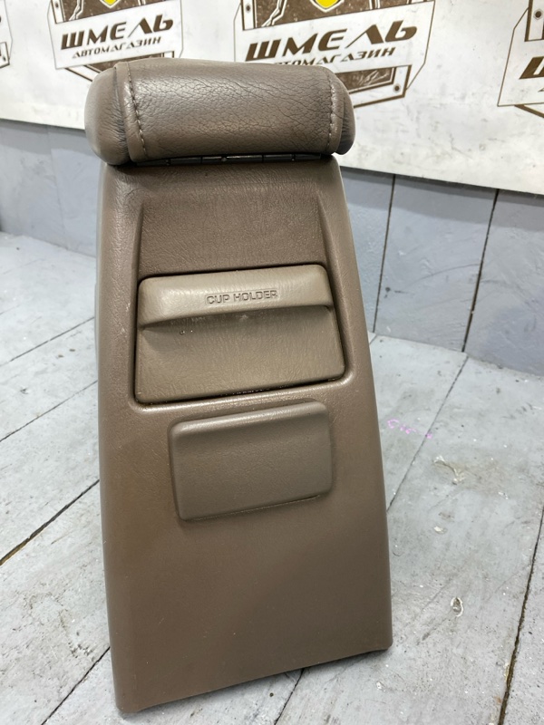 Бардачок между сиденьями HILUX SURF 2000/ЦВЕТ КF7/ПРОБЕГ 190482КМ KZN185W 1KZTE