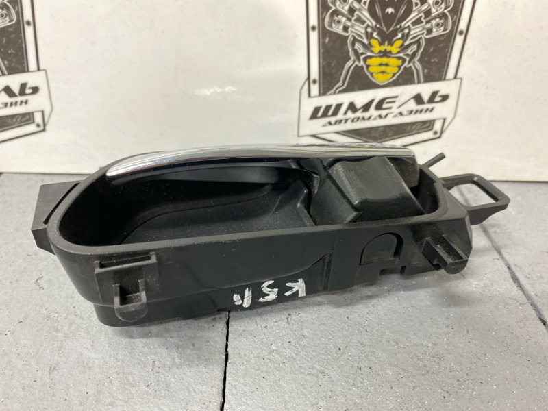 Ручка двери внутренняя передняя левая NISSAN SERENA C27 MR20DD Ручка двери внутренняя передняя левая NISSAN SERENA C27 MR20DD