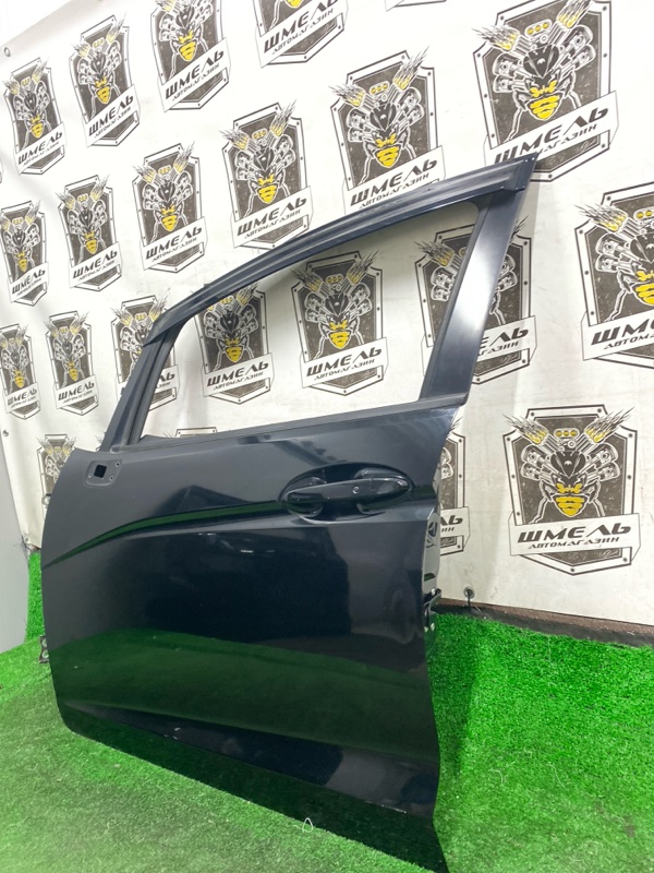 Дверь передняя левая HONDA FIT GP5 LEB