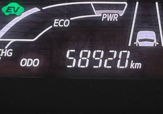 Защита бампера AQUA 2015/ЦВЕТ 040/ПРОБЕГ 58920КМ NHP10 1NZFXE