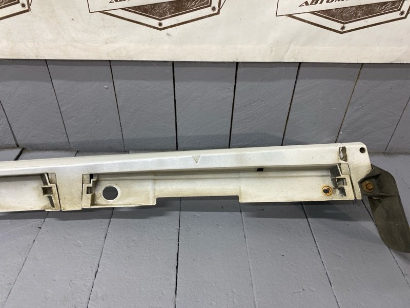 Накладка на порог левая NOAH 2015/ЦВЕТ 070/ПРОБЕГ 98215КМ ZWR80 2ZRFXE Накладка на порог левая NOAH 2015/ЦВЕТ 070/ПРОБЕГ 98215КМ ZWR80 2ZRFXE