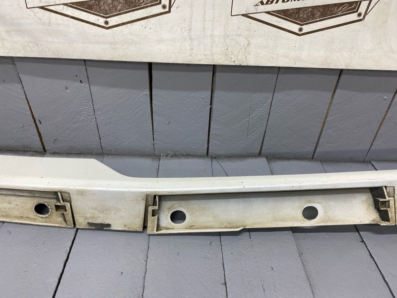 Накладка на порог левая NOAH 2015/ЦВЕТ 070/ПРОБЕГ 98215КМ ZWR80 2ZRFXE Накладка на порог левая NOAH 2015/ЦВЕТ 070/ПРОБЕГ 98215КМ ZWR80 2ZRFXE