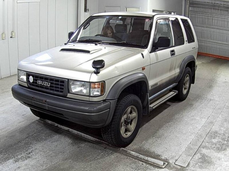 Брызговики комплект передние BIGHORN 1996/ЦВЕТ 751/ПРОБЕГ 154399КМ UBS69DW 4JG2