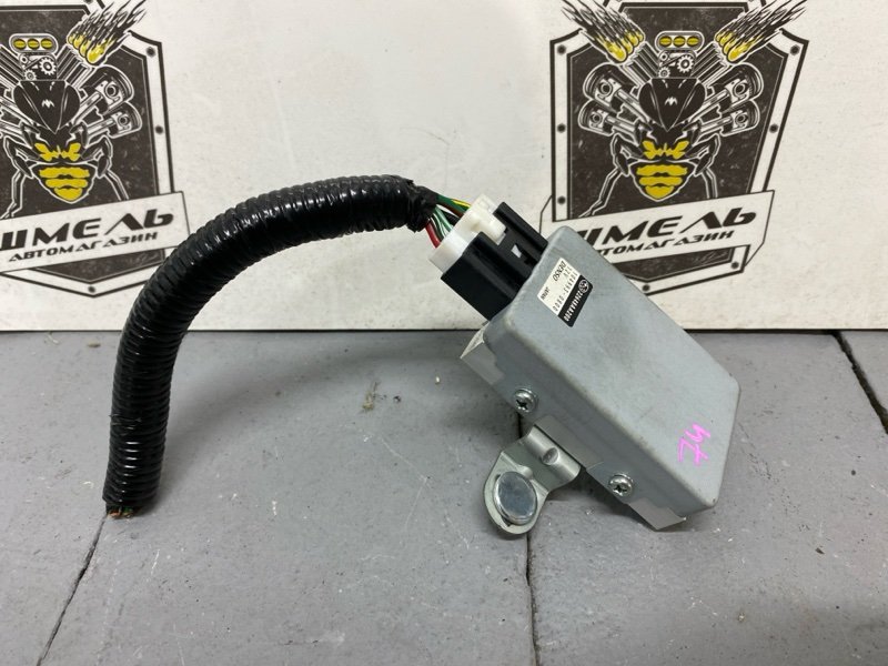 Блок управления топливным насосом SUBARU FORESTER 2013/TURBO / ЦВЕТ D4S /ПРОБЕГ 85560КМ SJG FA20F 22648-AA200 контрактная