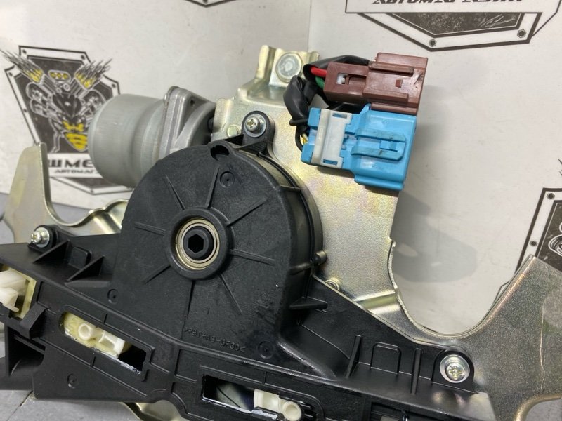 Электропривод двери задний правый FREED SPIKE 2013/ЦВЕТ NH812P/ПРОБЕГ 75595КМ GP3 LEA Электропривод двери задний правый FREED SPIKE 2013/ЦВЕТ NH812P/ПРОБЕГ 75595КМ GP3 LEA