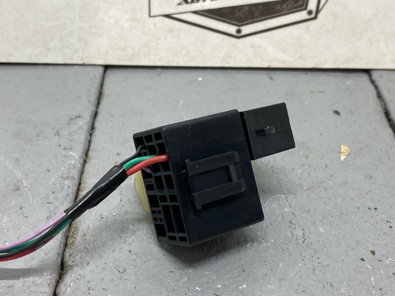 Реле VEZEL 2014/ЦВЕТ NH731P/ПРОБЕГ 76883КМ RU3 LEB Реле VEZEL 2014/ЦВЕТ NH731P/ПРОБЕГ 76883КМ RU3 LEB