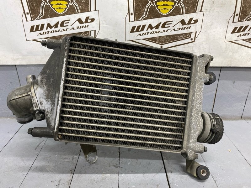 Интеркулер ISUZU BIGHORN 1996/ЦВЕТ 751/ПРОБЕГ 154399КМ UBS69DW 4JG2 8970899434 контрактная