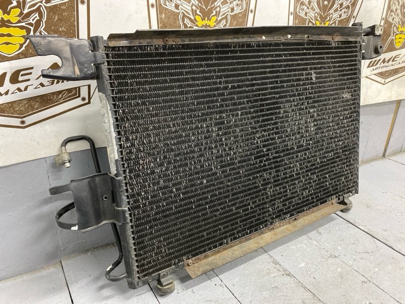 Радиатор кондиционера BIGHORN 1996/ЦВЕТ 751/ПРОБЕГ 154399КМ UBS69DW 4JG2