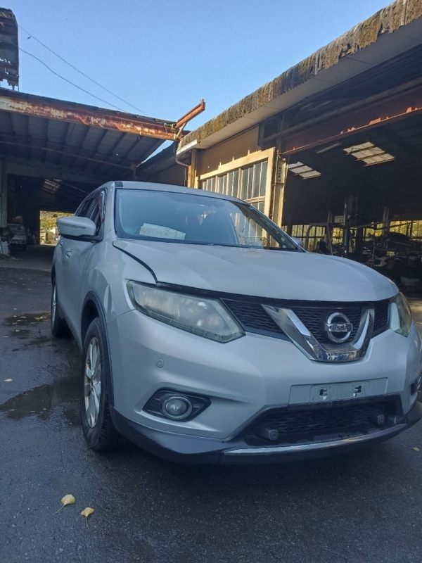 Защита бампера передняя X-TRAIL 2014/ЦВЕТ K23/ПРОБЕГ 52954КМ T32 MR20DD