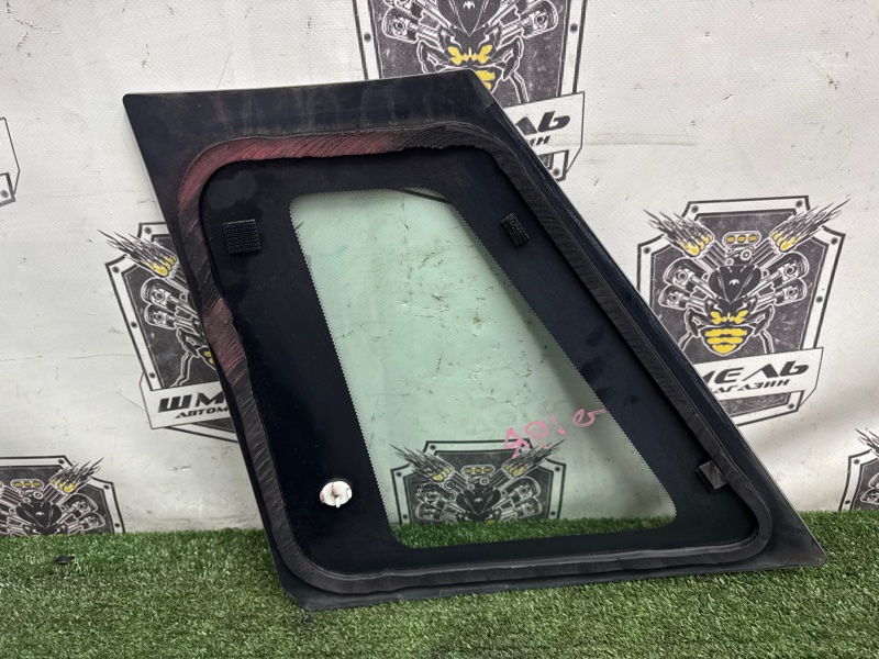 Стекло собачника заднее правое HATCH 2017/ЦВЕТ B83/ПРОБЕГ 62473 F55 B47C20A