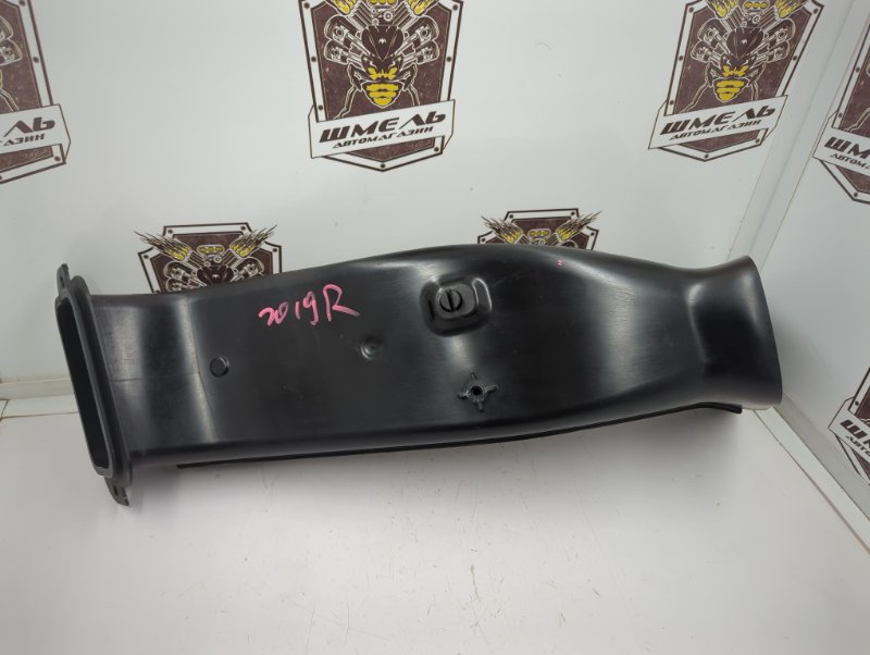 Воздуховод правый HATCH 2017/ЦВЕТ B83/ПРОБЕГ 62473 F55 B47C20A