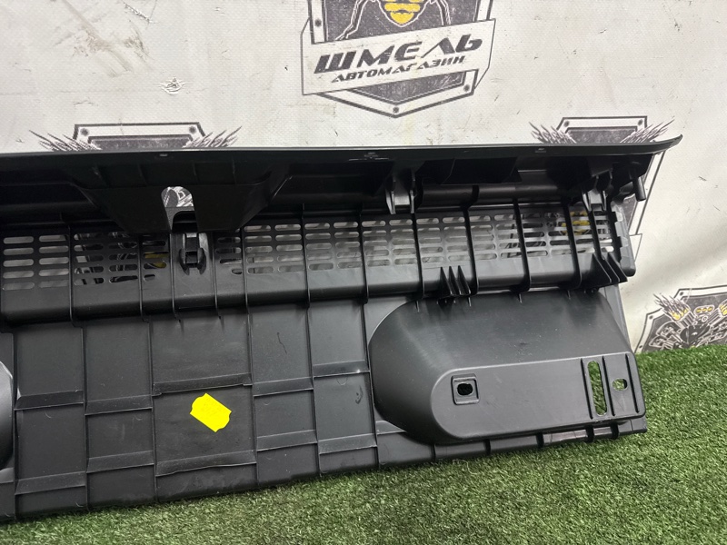 Накладка замка багажника задняя HATCH 2017/ЦВЕТ B83/ПРОБЕГ 62473 F55 B47C20A