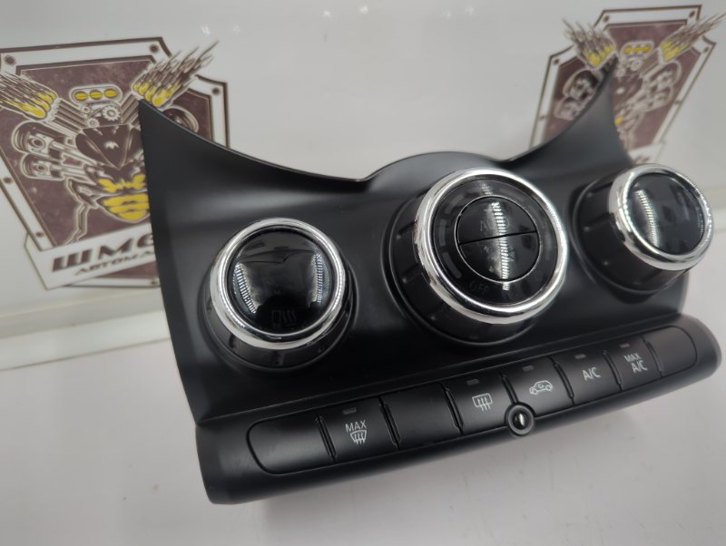 Блок управления климат-контролем HATCH 2017/ЦВЕТ B83/ПРОБЕГ 62473 F55 B47C20A