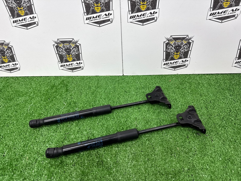 Амортизатор капота передний MINI HATCH 2017/ЦВЕТ B83/ПРОБЕГ 62473 F55 B47C20A 51237300567 контрактная