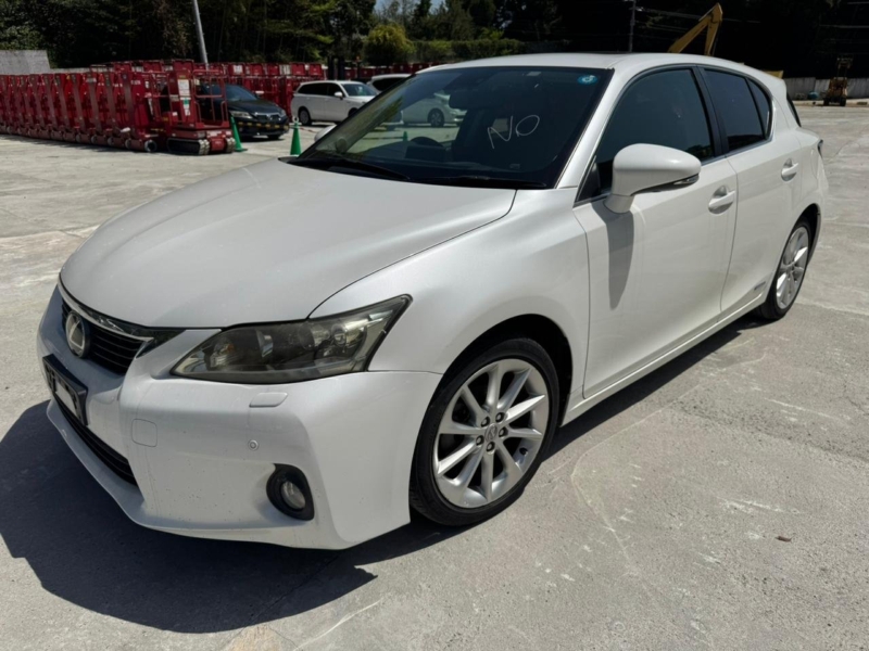 Защита бампера передняя CT200H 12.2010/ЦВЕТ 077/ПРОБЕГ 89741КМ ZWA10 2ZRFXE