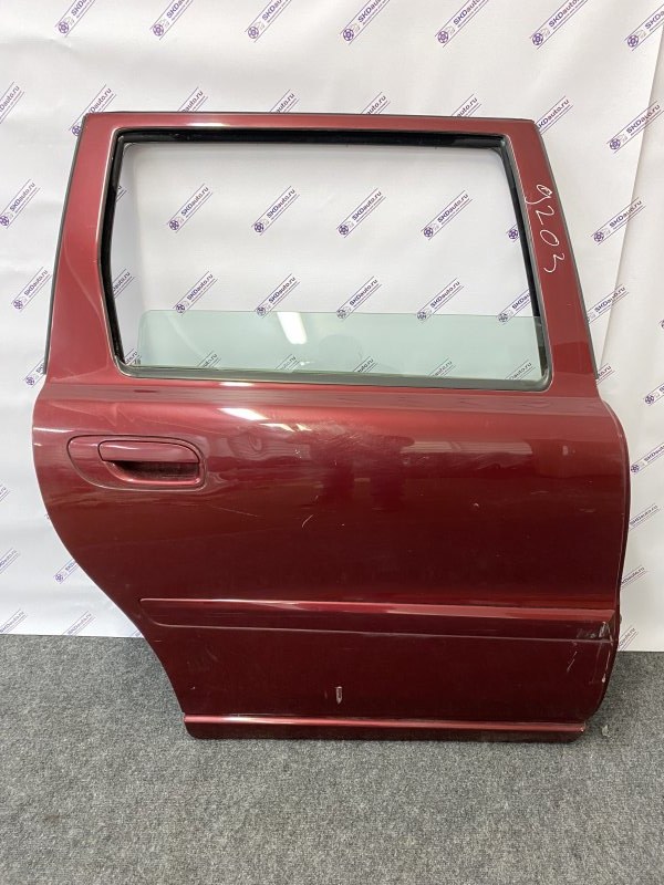 Дверь боковая задняя правая Volvo V70 2006 2.5 30649494 контрактная