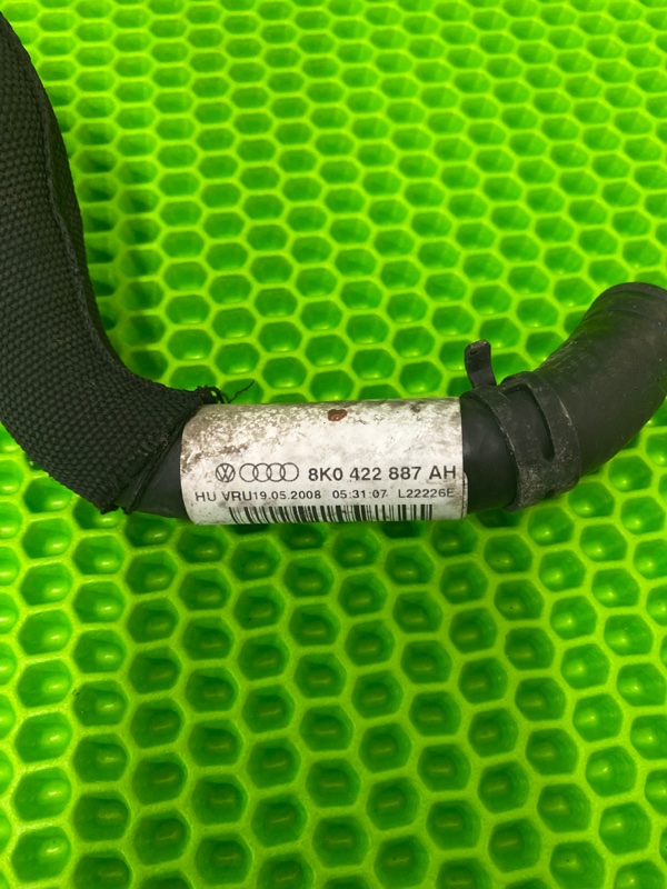 Шланг гидроусилителя руля A4 2008 B8 1.8