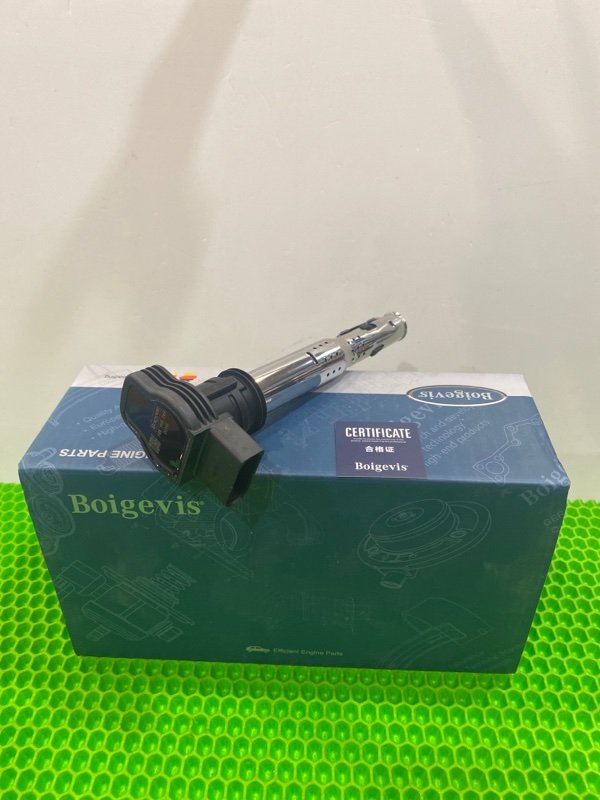 Катушка зажигания 07K905715G новая
