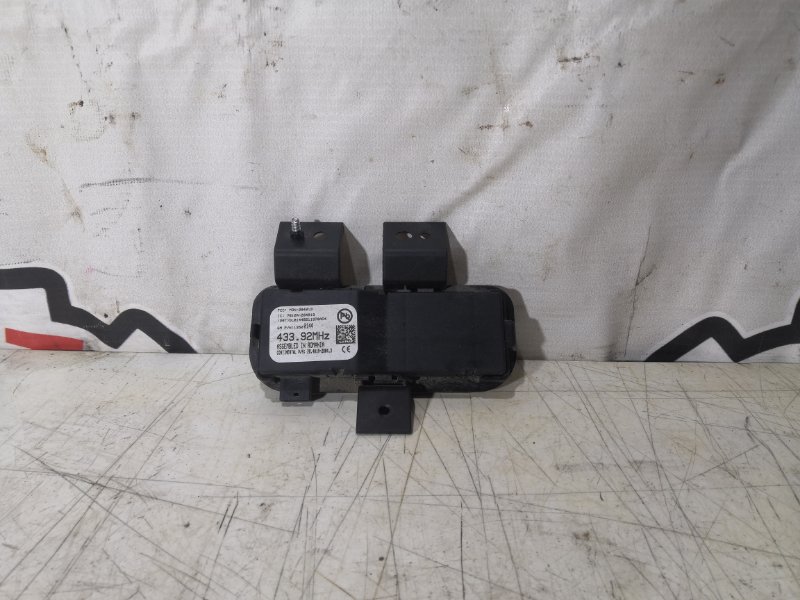 Запчасть антенна Chevrolet Aveo 2015 T300 F16D4 96960993 контрактная Антенна Chevrolet Aveo 2015 T300 F16D4 96960993 контрактная