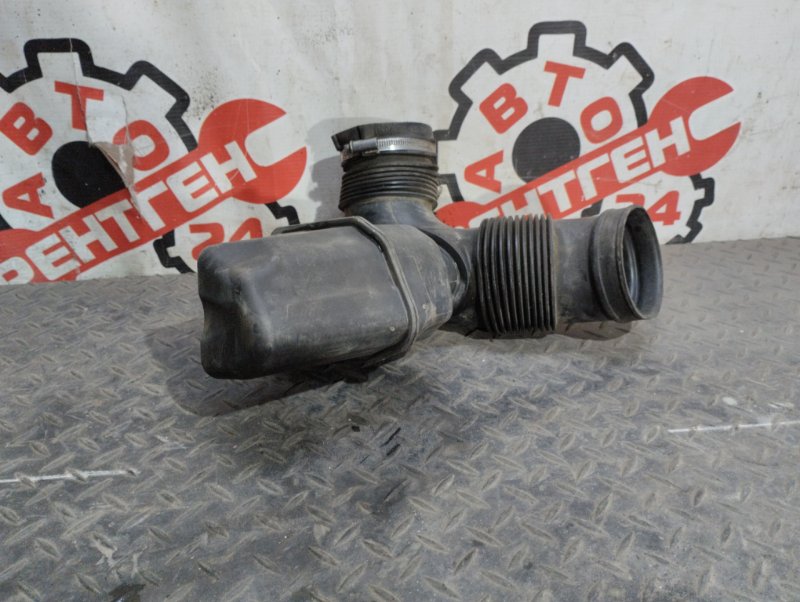 Патрубок воздушного фильтра BMW 5-Series 2004 E60 M54B25 752103504 контрактная