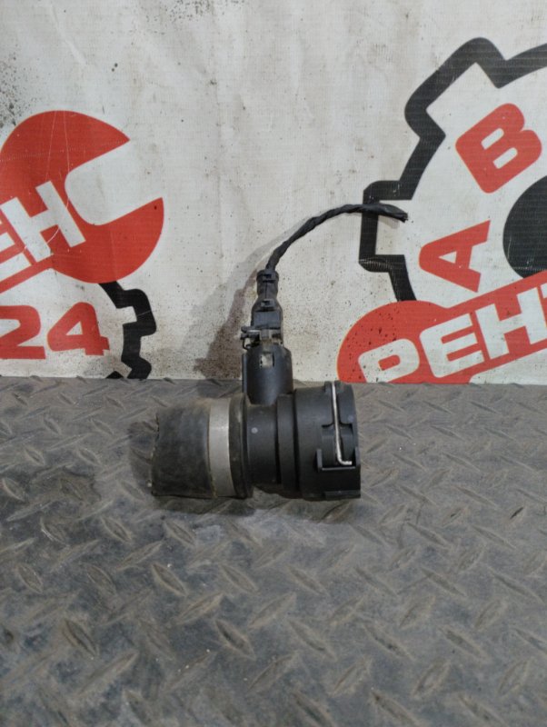 Патрубок системы охлаждения BMW 5-Series 2004 E60 M54B25 контрактная