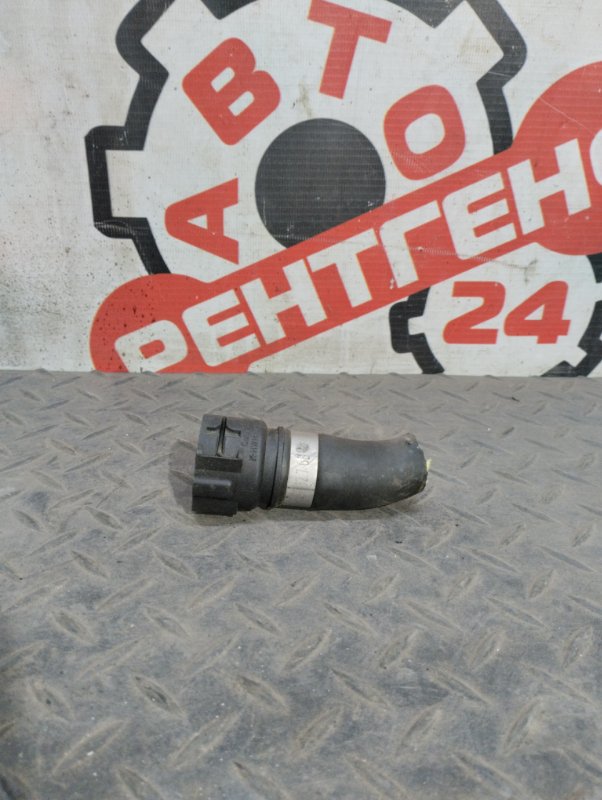 Патрубок системы охлаждения BMW 5-Series 2004 E60 M54B25 контрактная