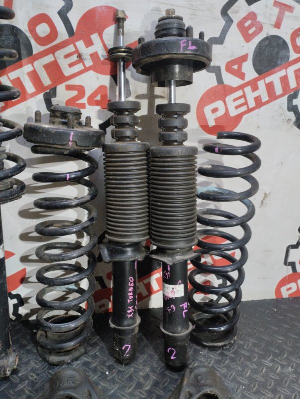 Стойка подвески Honda Accord CF4 F20B Стойка подвески Honda Accord CF4 F20B