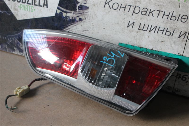 Стоп-сигнал Toyota Passo QNC10 задний левый