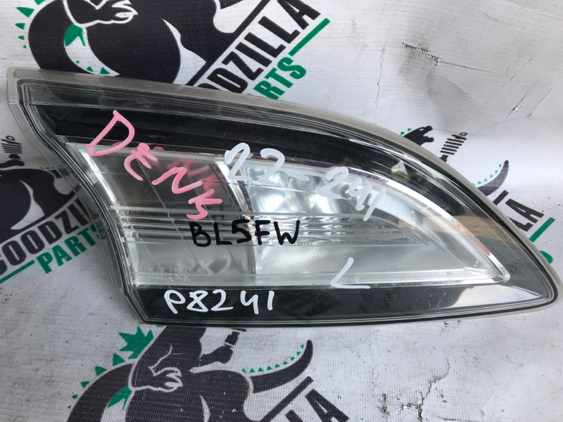 Стоп-вставка Mazda Axela BL5FW 2006 задняя левая