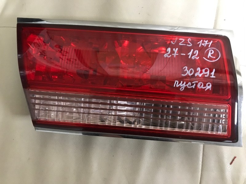 Стоп-вставка Toyota Crown JZS171 задняя правая