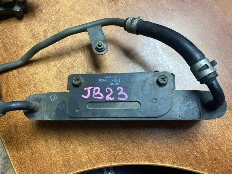 Радиатор акпп Suzuki Jimny JB23W