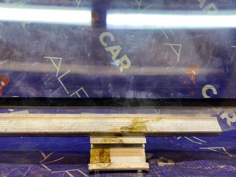 Стекло двери заднее правое S-CLASS W140 Стекло двери заднее правое S-CLASS W140