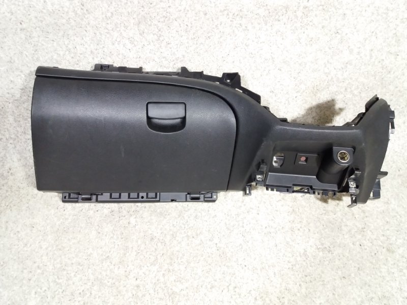 Бардачок Subaru Forester SH5 Бардачок Subaru Forester SH5