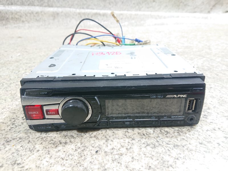 Магнитофон Alpine Cde-151J Магнитофон Alpine Cde-151J
